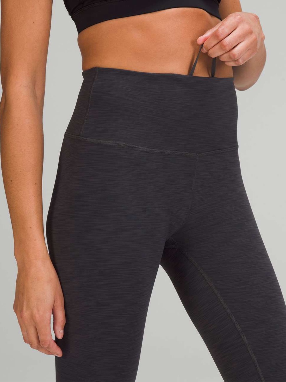 Lululemon Wunder Train High-Rise
Tight 28" Heathered Graphite Grey